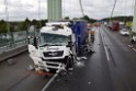 Schwerer LKW VU PKlemm A 4 Rich Olpe auf der Rodenkirchener Bruecke P066